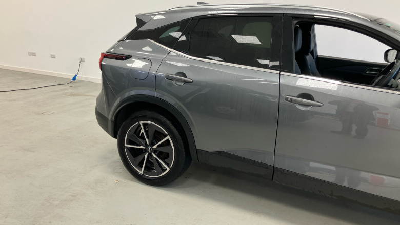 Nissan Qashqai 1.3 DiG-T MH 158 Tekna 5dr Xtronic Petrol Hatchback